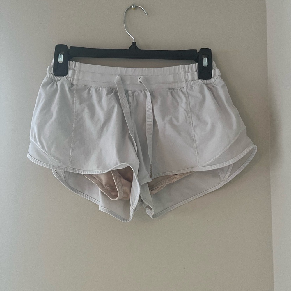 Lululemon white hottie hot shorts 2.5 in inseam.